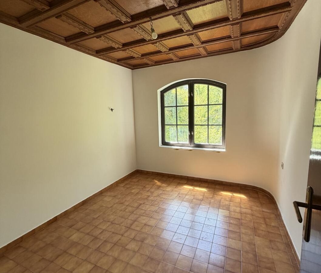 Spacious 280 M² Mediterranean Villa With Large Garden Near A Lake – Peaceful Countryside Living In Hungary