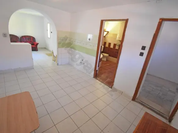 House Of 110 M² With In Vése, Somogy