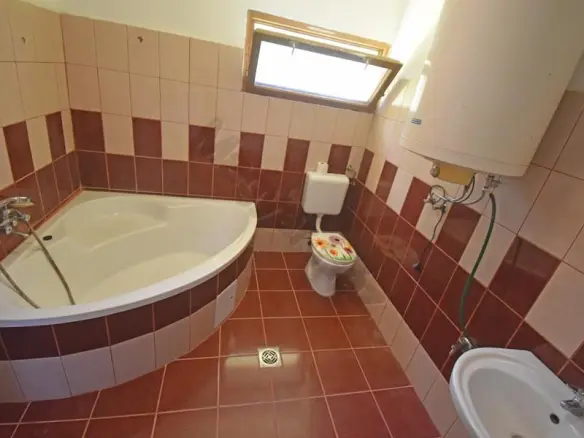 House Of 110 M² With In Vése, Somogy