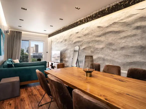 Flat Of 92 M² In Thessaloniki