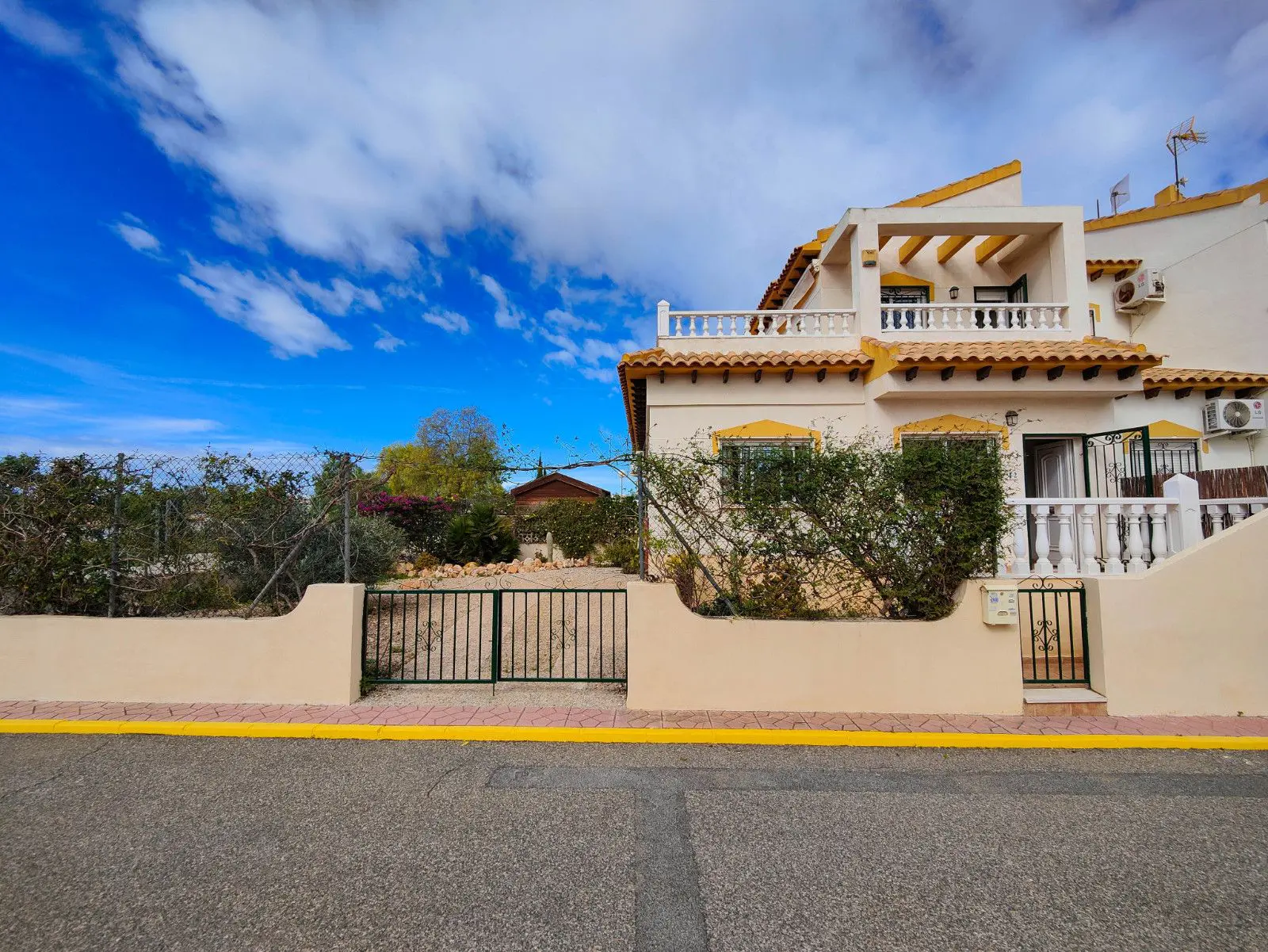 House Of 77 M² In Orihuela, Spain