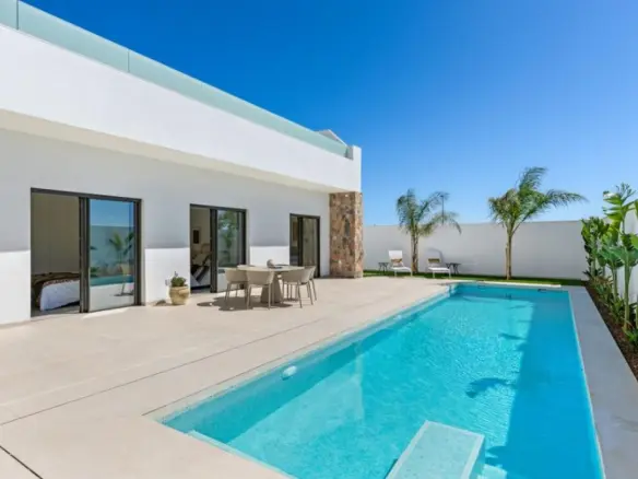 Villa Of 109 M² In Los Alcázares, Spain
