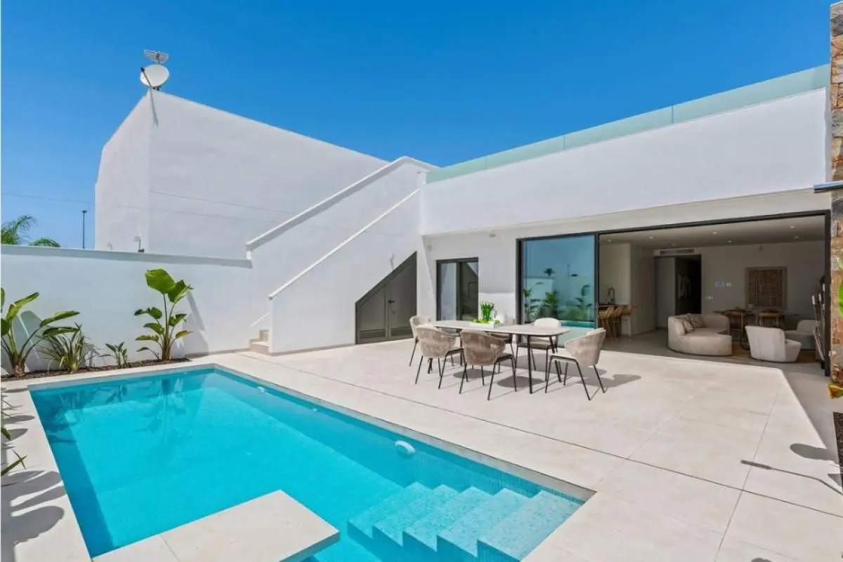 Villa Of 109 M² In Los Alcázares, Spain