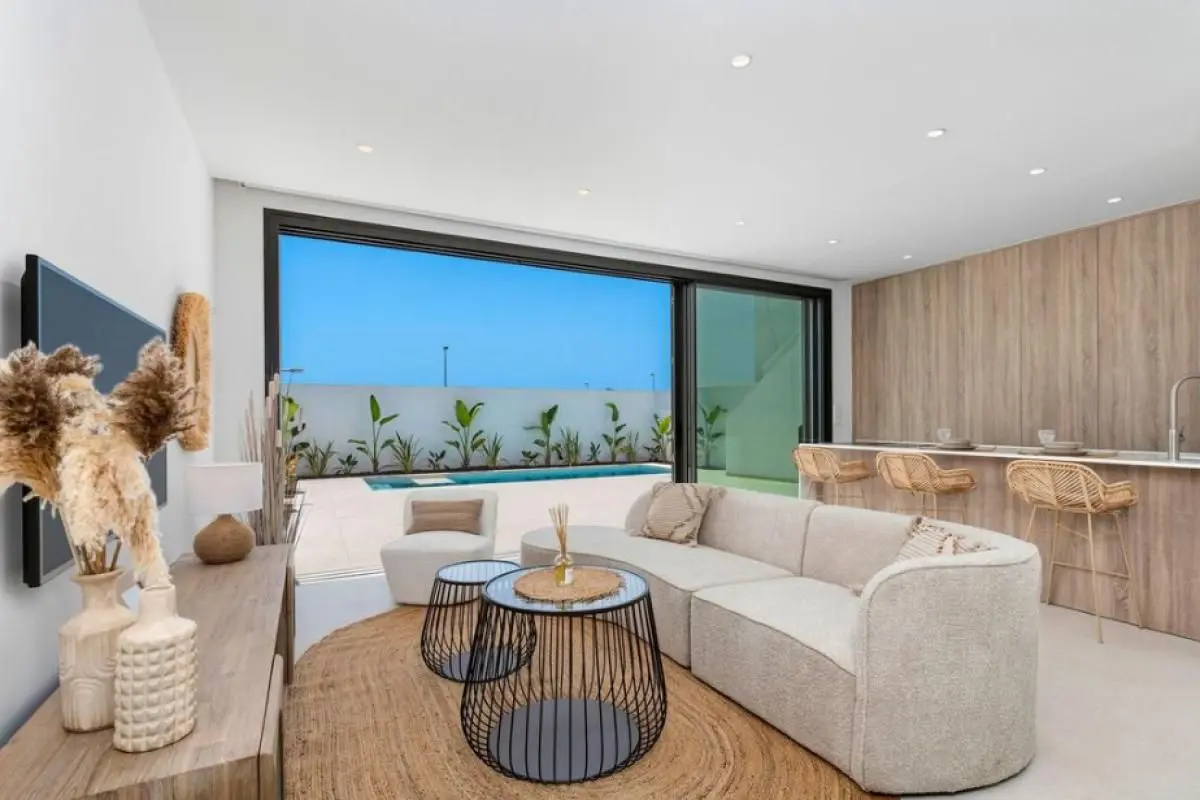 Villa Of 109 M² In Los Alcázares, Spain