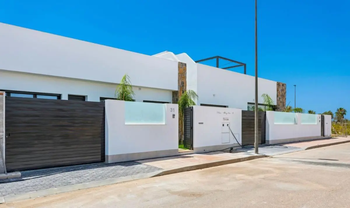 Villa Of 109 M² In Los Alcázares, Spain