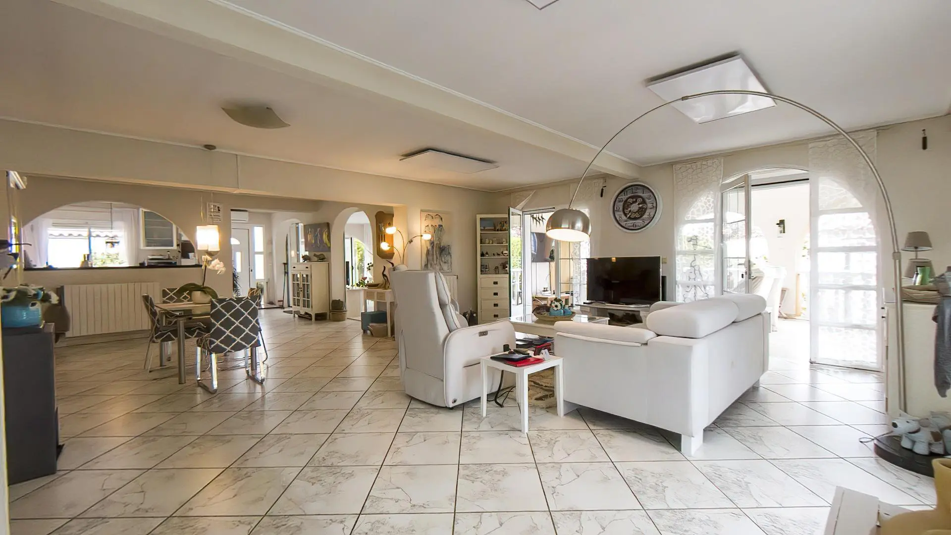 Villa Of 255 M² In Torrevieja, Spain