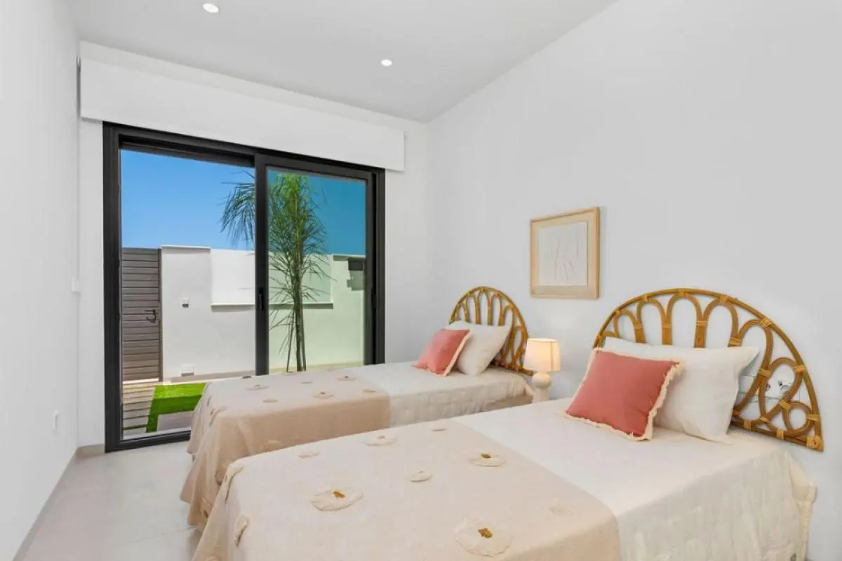 Villa Of 109 M² In Los Alcázares, Spain