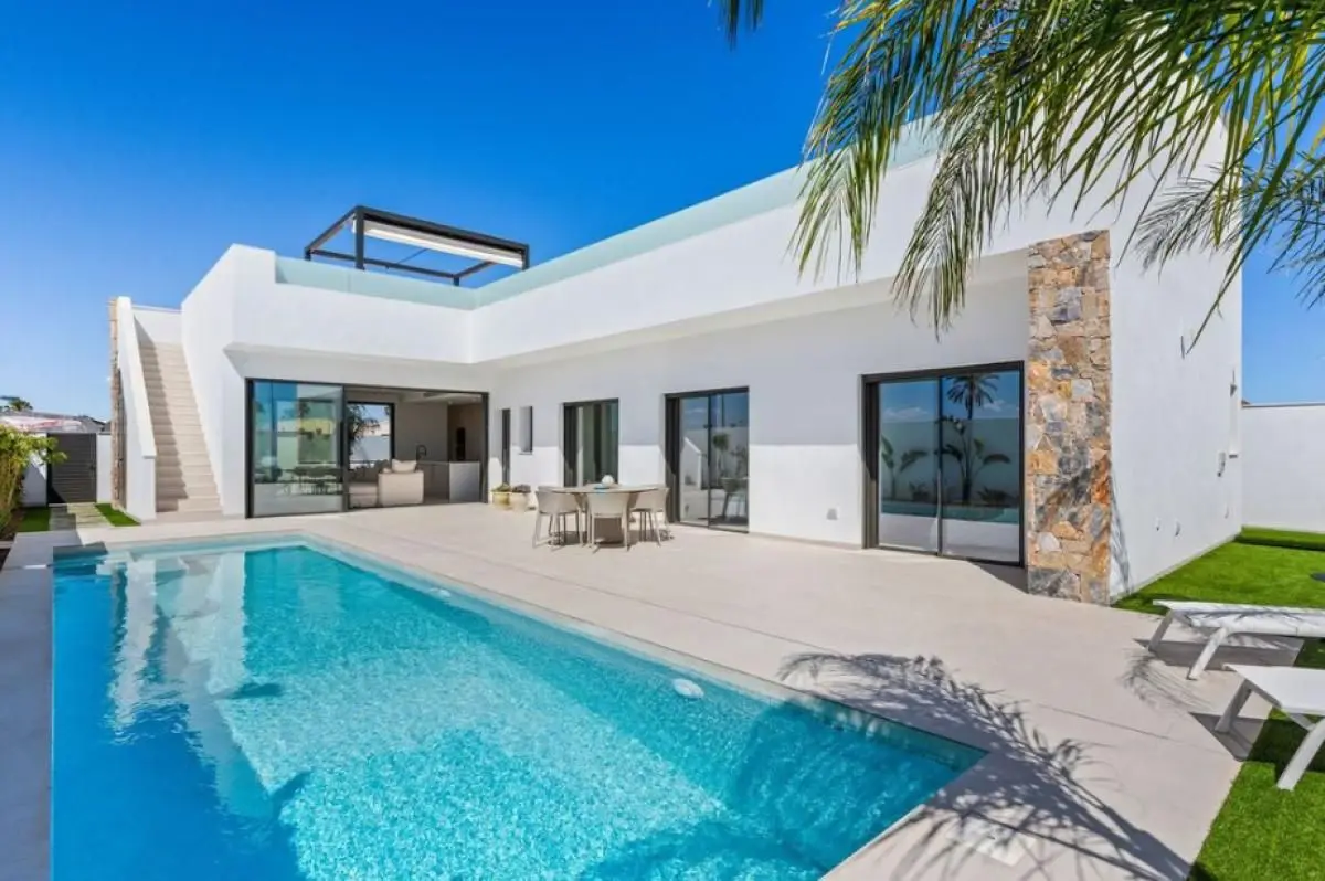 Villa Of 109 M² In Los Alcázares, Spain