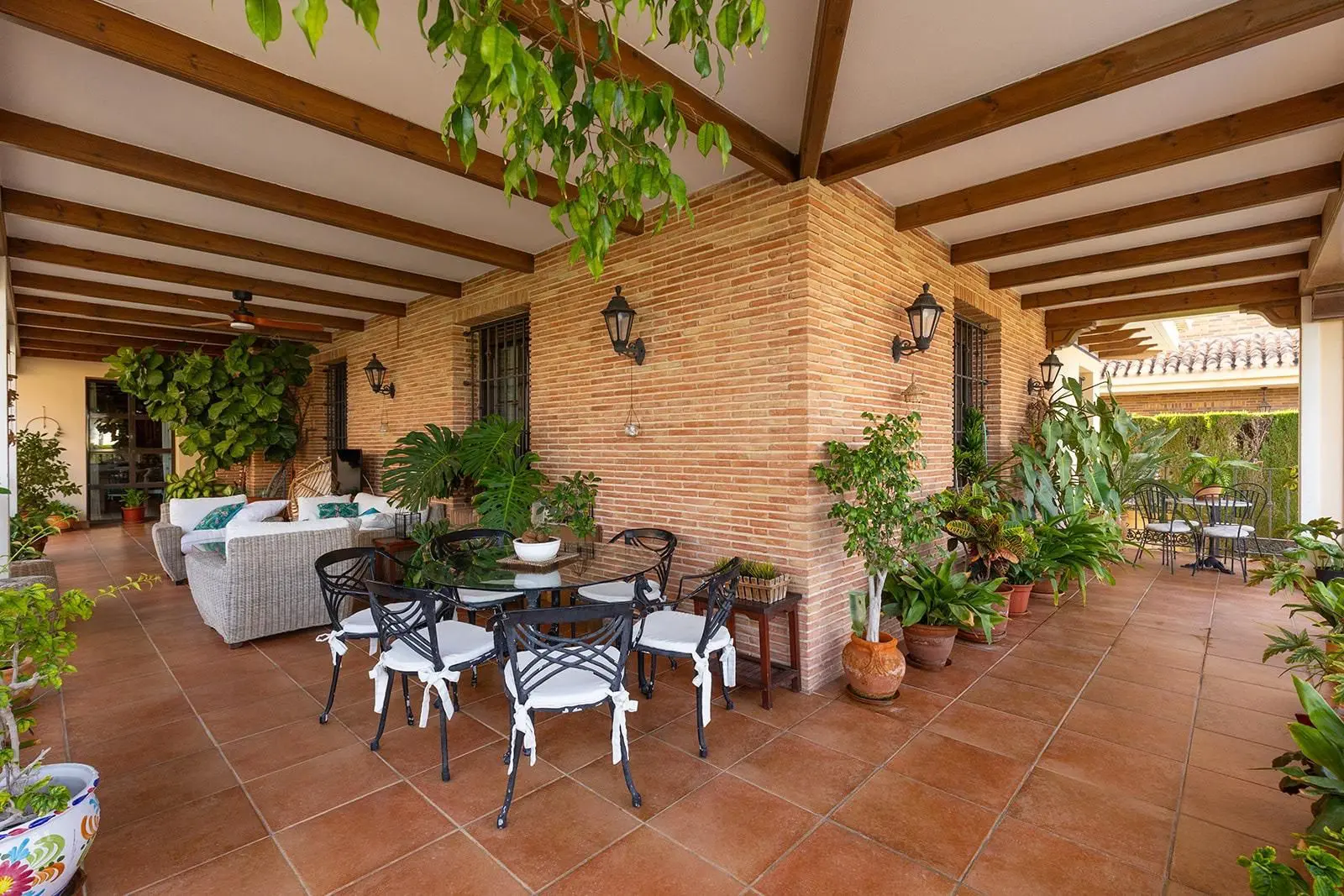 Villa 800 M² In Torrevieja, Spain – Mediter Real Estate