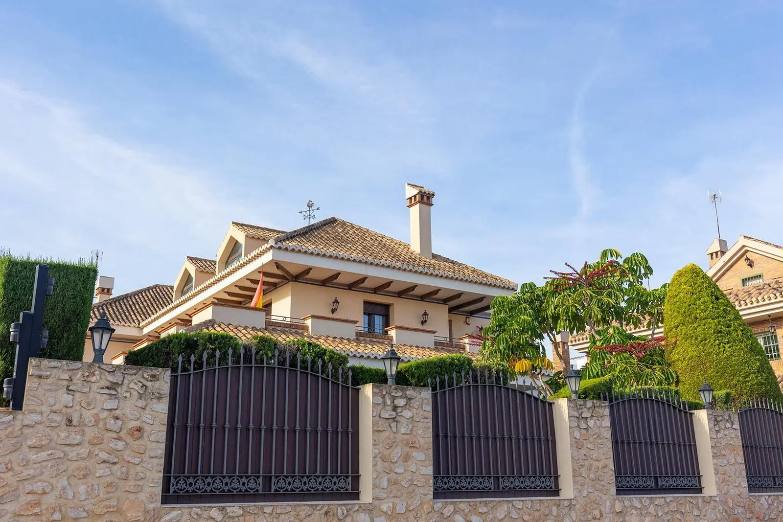 Villa 800 M² In Torrevieja, Spain – Mediter Real Estate
