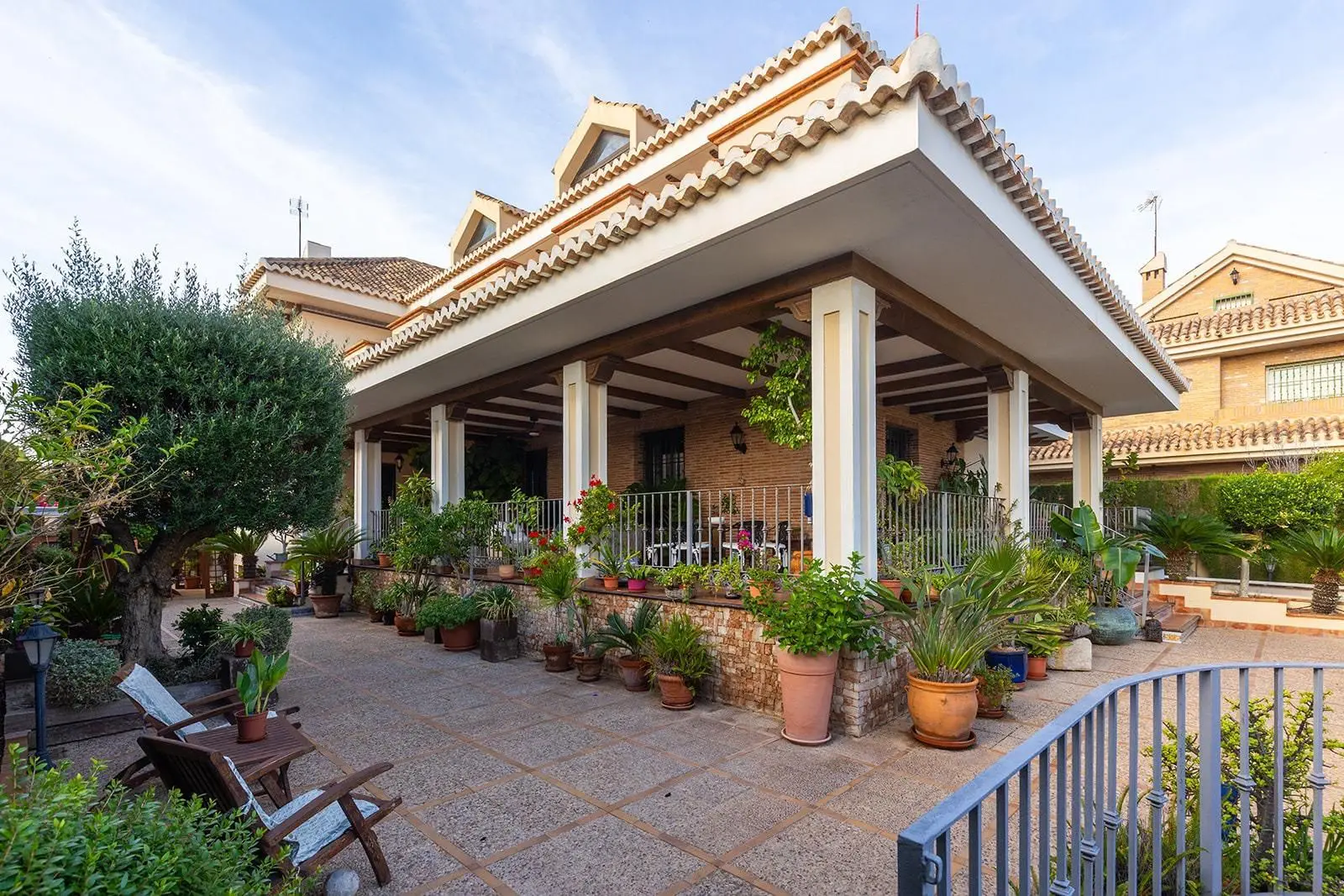 Villa 800 M² In Torrevieja, Spain – Mediter Real Estate