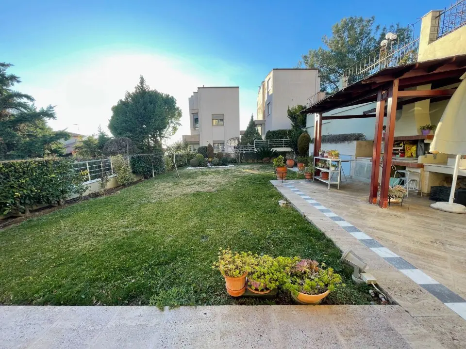 Detached House Of 295 M² In The Suburbs Of Thessaloniki