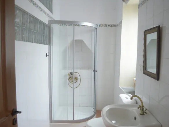 Detached House Of 233 M² In Volos-pilio