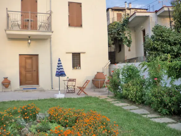 Detached House Of 233 M² In Volos-pilio