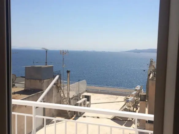 Flat Of 110 M² In Athens