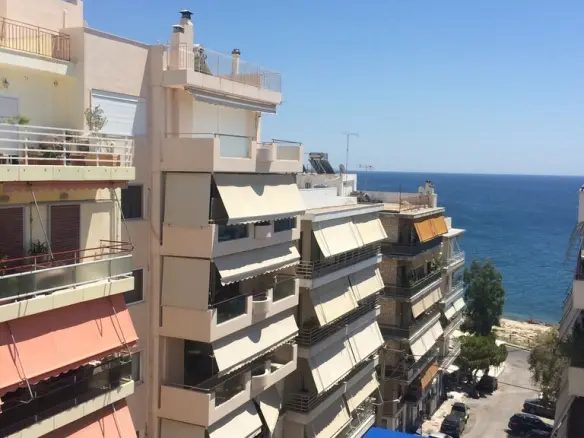 Flat Of 110 M² In Athens