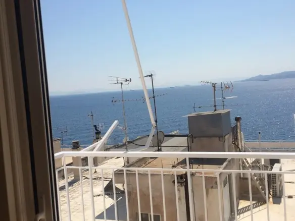 Flat Of 110 M² In Athens