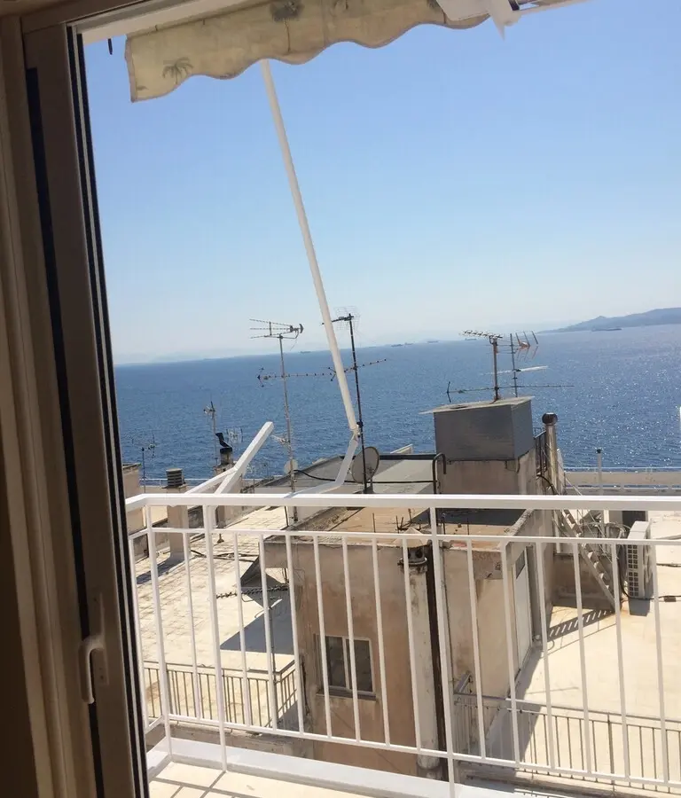 Flat Of 110 M² In Athens