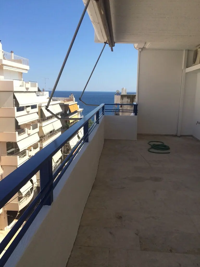 Flat Of 110 M² In Athens