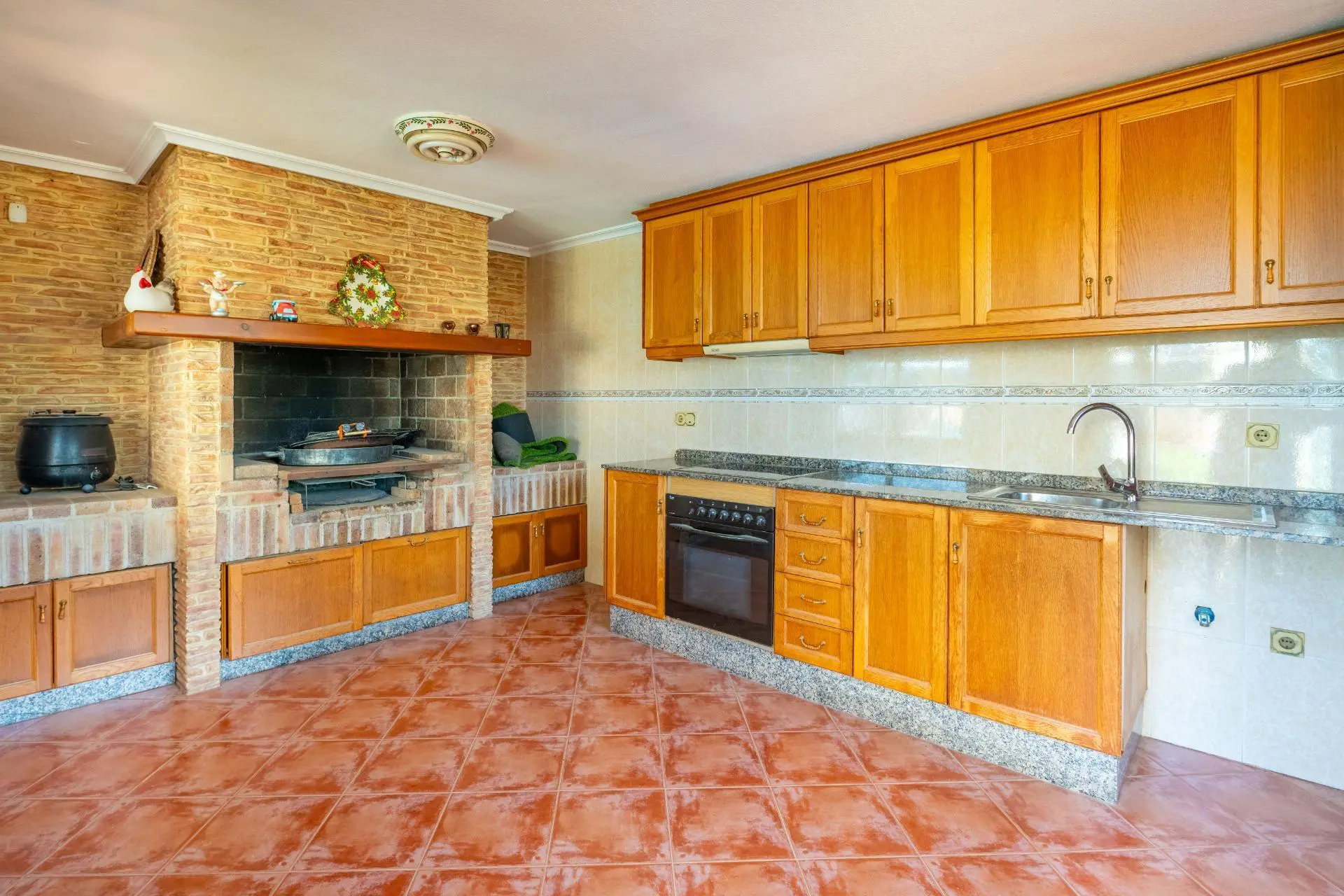 Villa 320 M² In Torrevieja, Spain – Mediter Real Estate**title:** 4-bed Villa In Torrevieja, Spain With Pool