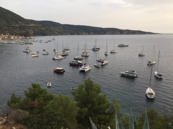Construction Land Of 4500 M² In Komiža, Vis Island
