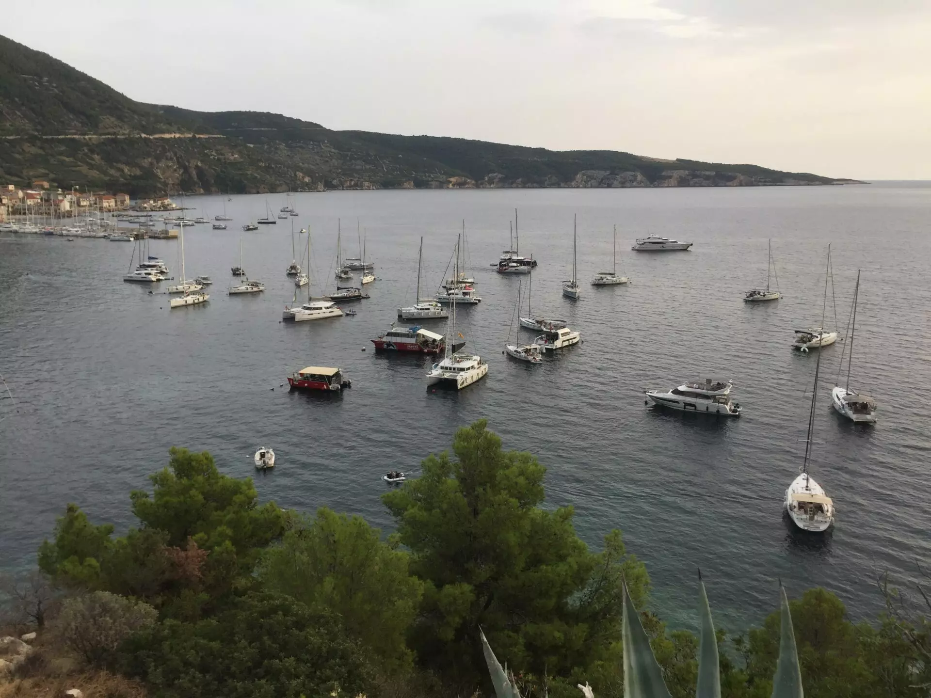 Construction Land Of 4500 M² In Komiža, Vis Island