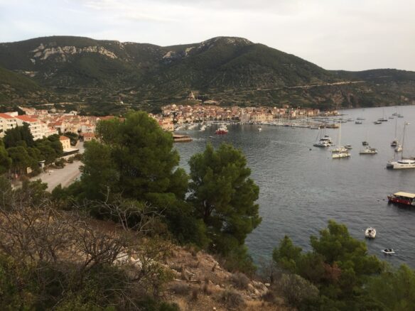 Construction Land Of 4500 M² In Komiža, Vis Island