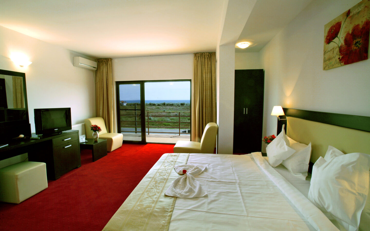 Investment Opportunity – Turnkey Business – 4* Guesthouse – Mamaia Nord – The Saint-tropez Of The East