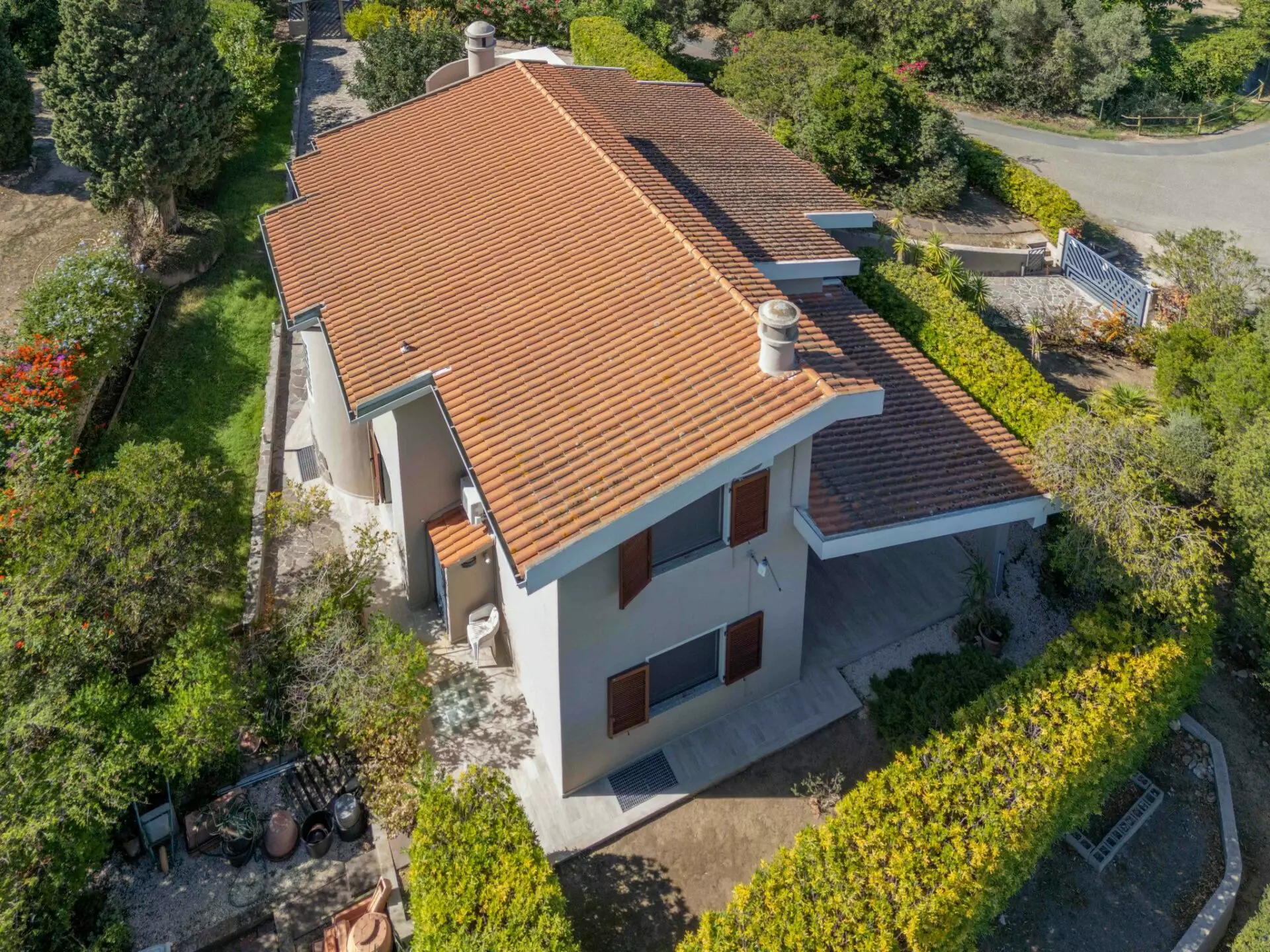 Villa Of 300 M² With 5 Bedrooms And Swimming Pool In Miami