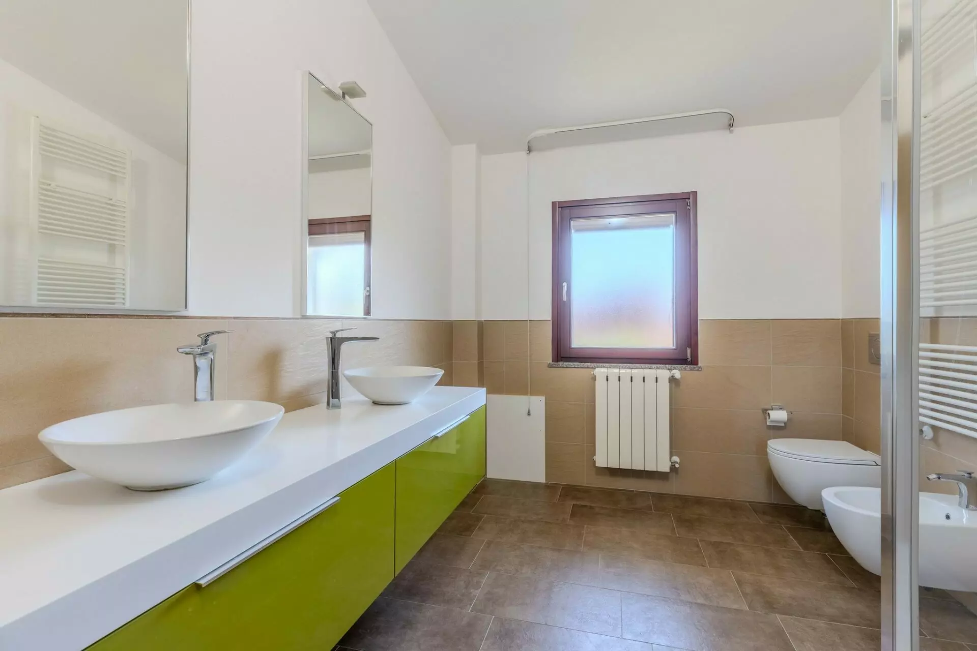 Villa Of 300 M² With 5 Bedrooms And Swimming Pool In Miami