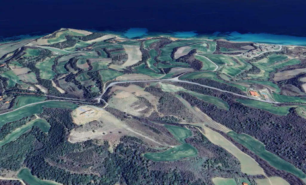 Land Of 6800 M² In Athos, Chalkidiki