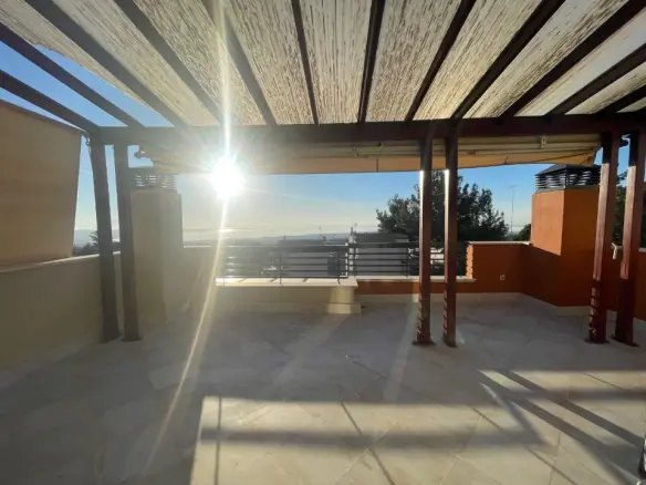 Detached House Of 295 M² In The Suburbs Of Thessaloniki