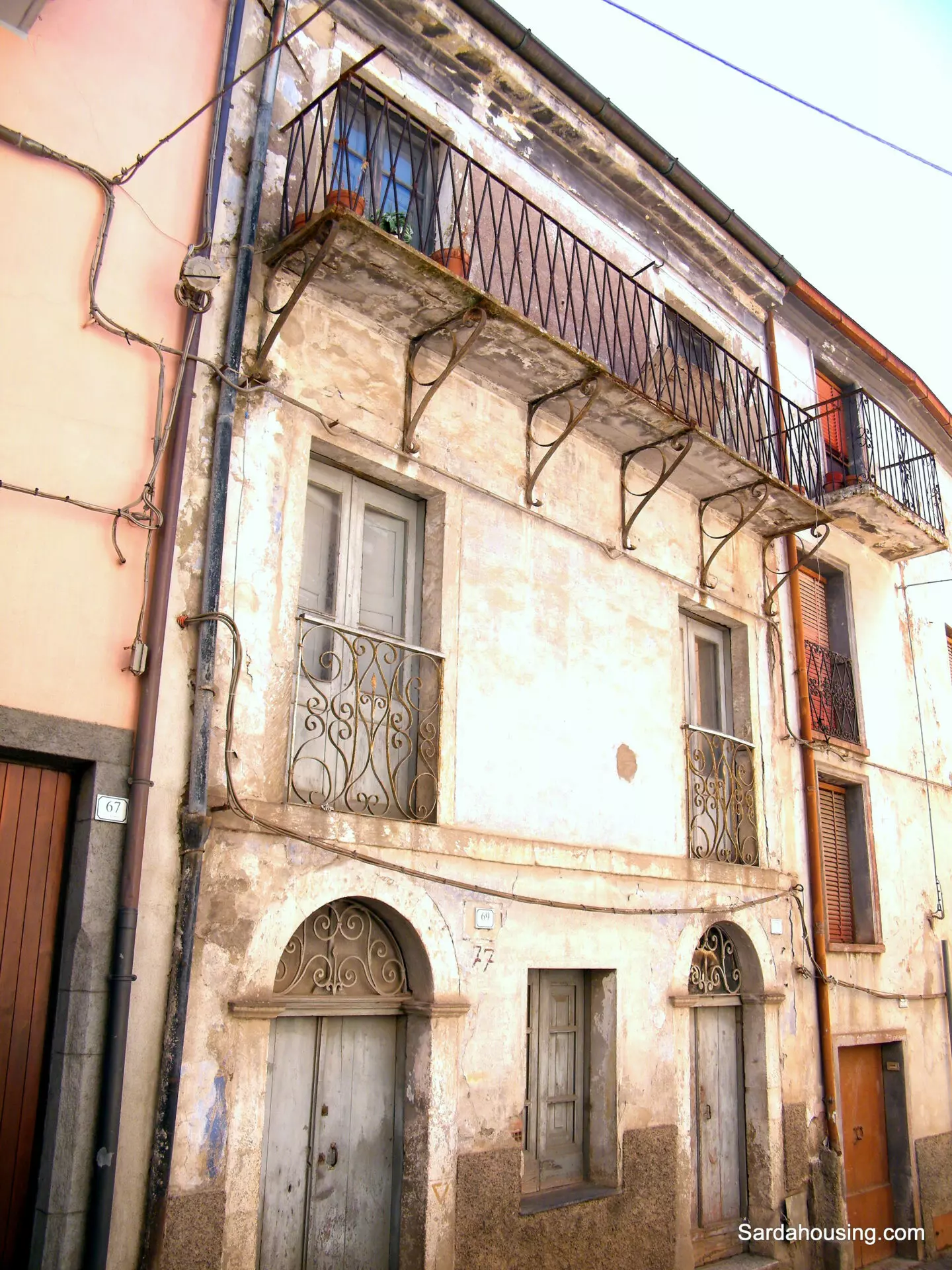 Ancient House Of 150 M² In Old Centre, S. Lussurgiu, Sardinia