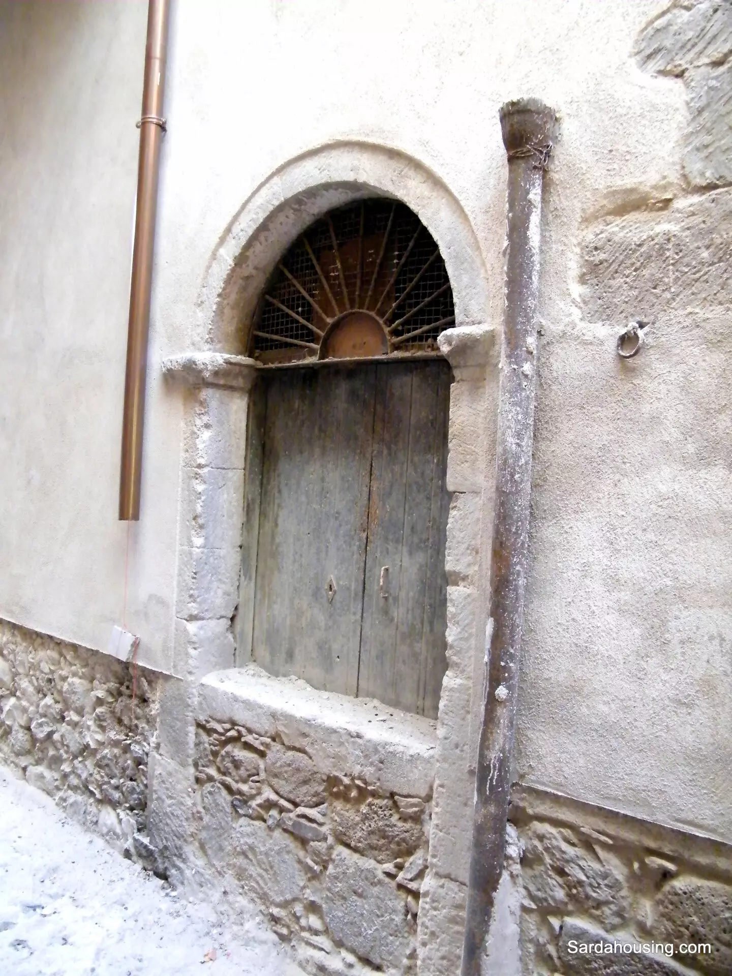 Ancient House Of 150 M² In Old Centre, S. Lussurgiu, Sardinia