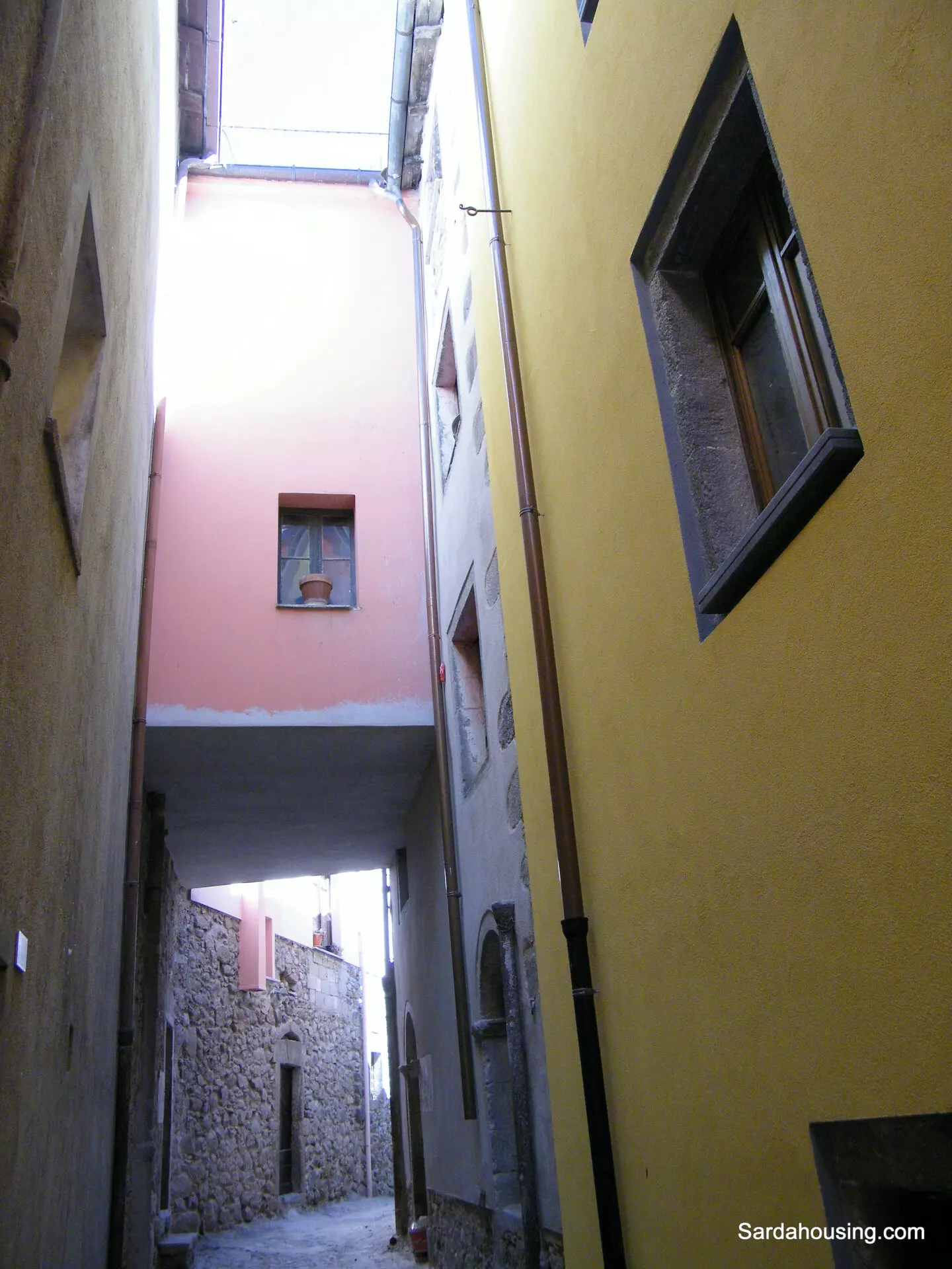 Ancient House Of 150 M² In Old Centre, S. Lussurgiu, Sardinia