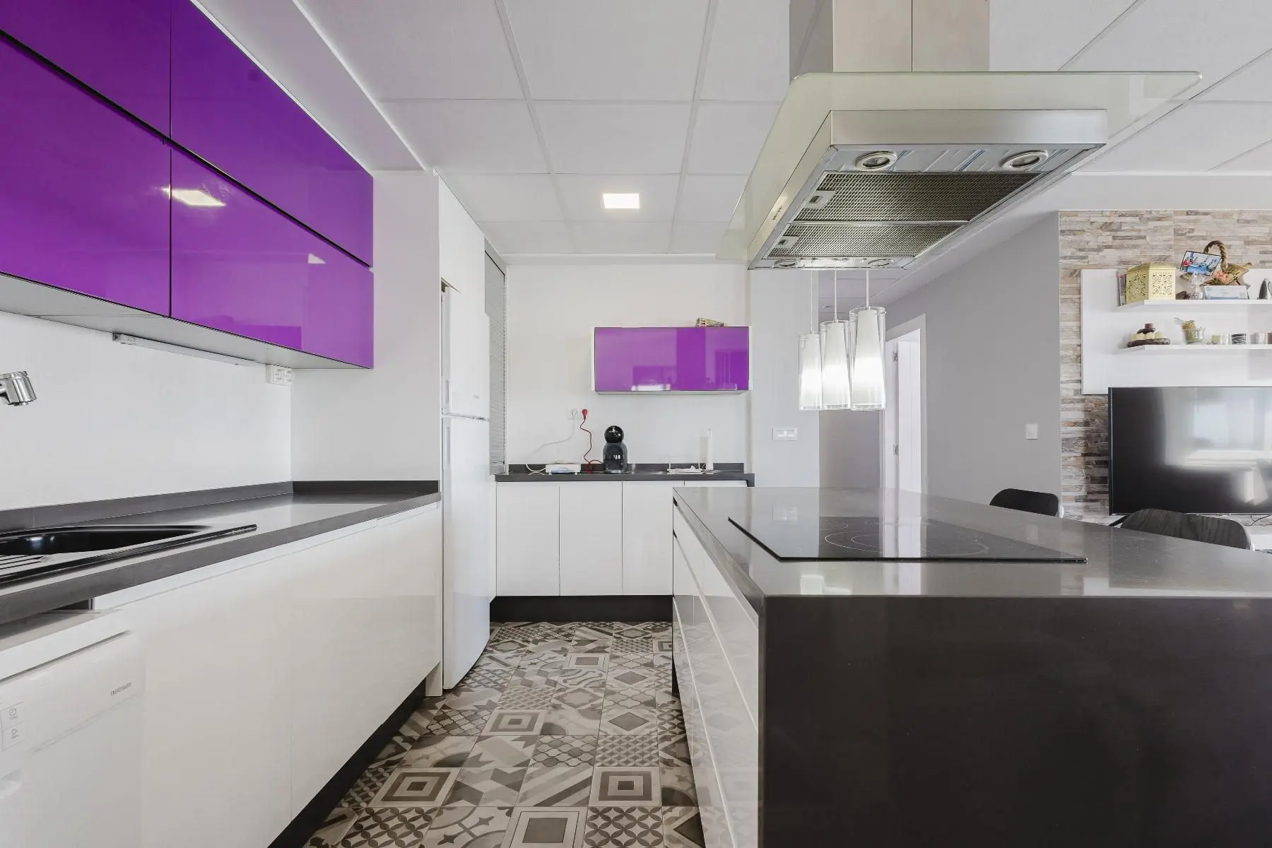 Apartment Of 100 M² With Mediterranean Sea View In Torrevieja, Spain