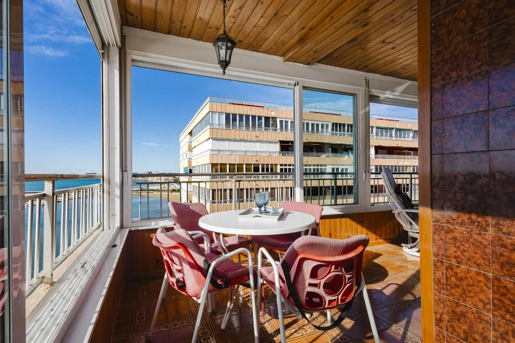 Apartment Of 100 M² With Mediterranean Sea View In Torrevieja, Spain