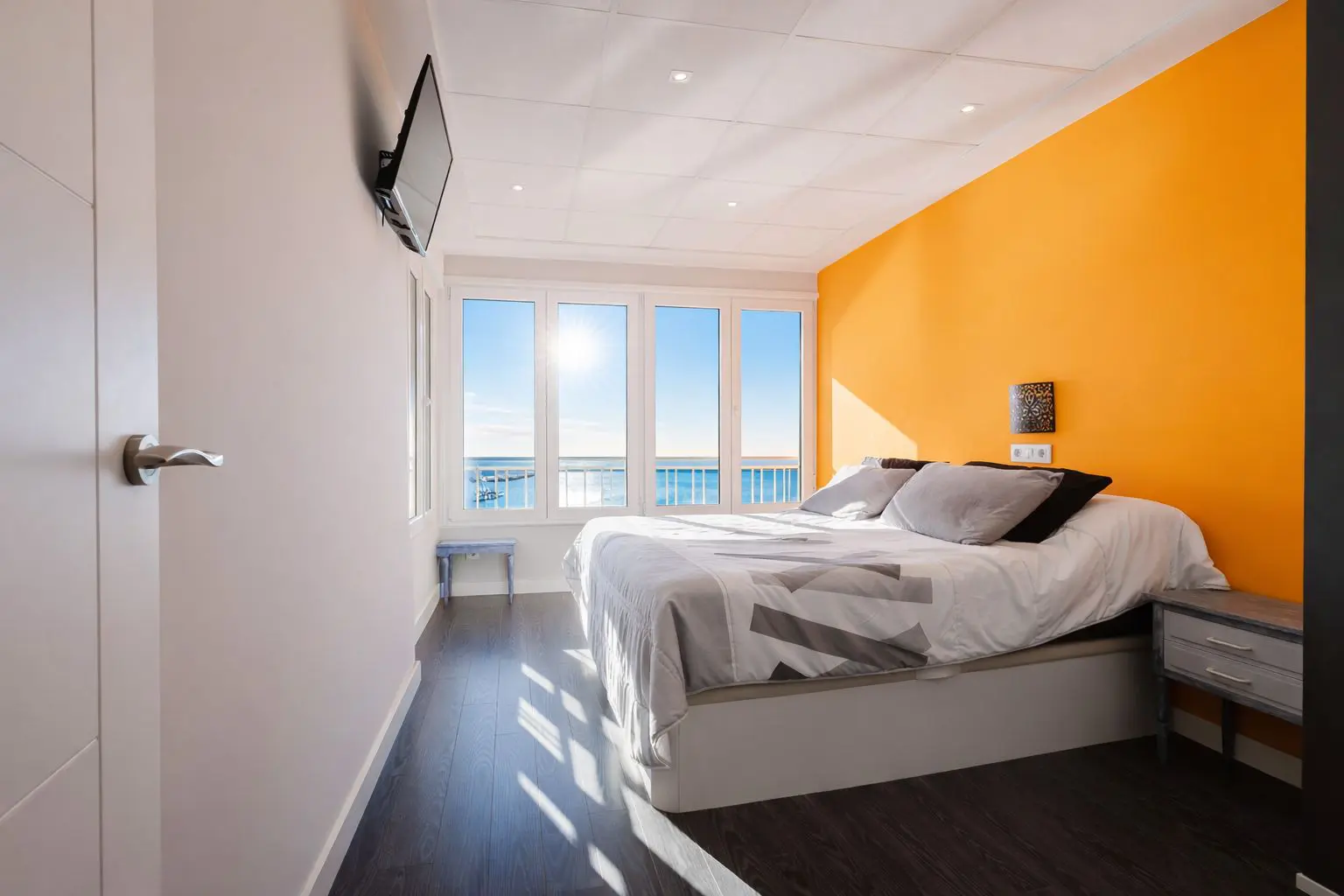 Apartment Of 100 M² With Mediterranean Sea View In Torrevieja, Spain