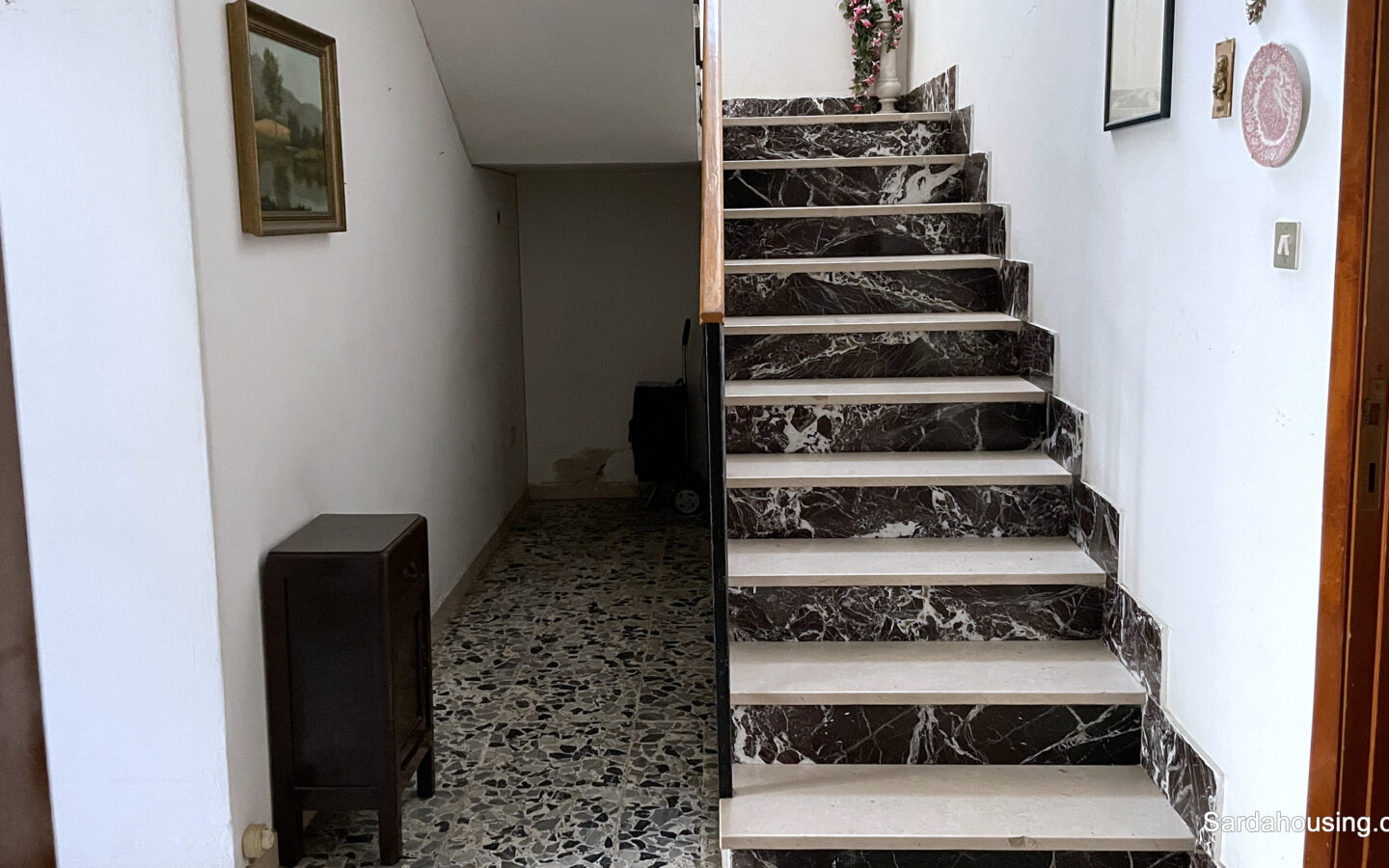 Independent House With Courtyard In Solarussa, Sardinia
