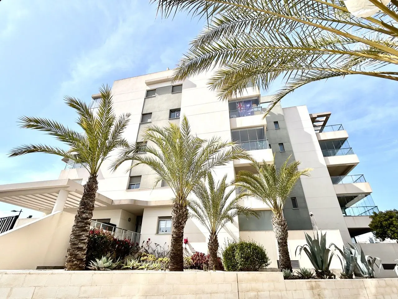 Apartment Of 80 M² In Orihuela Costa, Spain