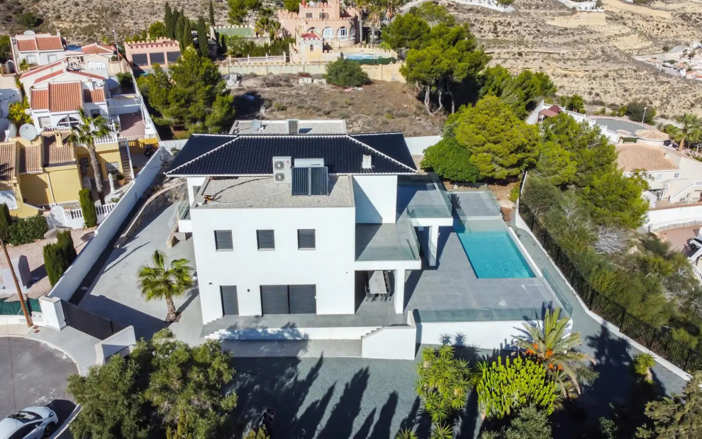 6-bedroom Villa In Ciudad Quesada, Spain (497 M²)