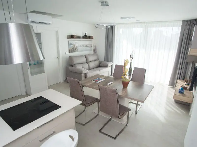Apartment Of 76 M² With Sea Views In Finestrat