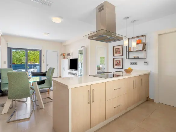 3-bedroom House In Formentera Del Segura, Spain (122 M²)