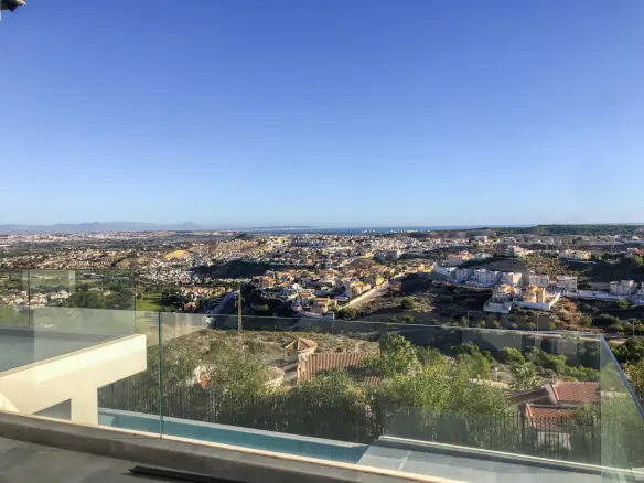 6-bedroom Villa In Ciudad Quesada, Spain (497 M²)