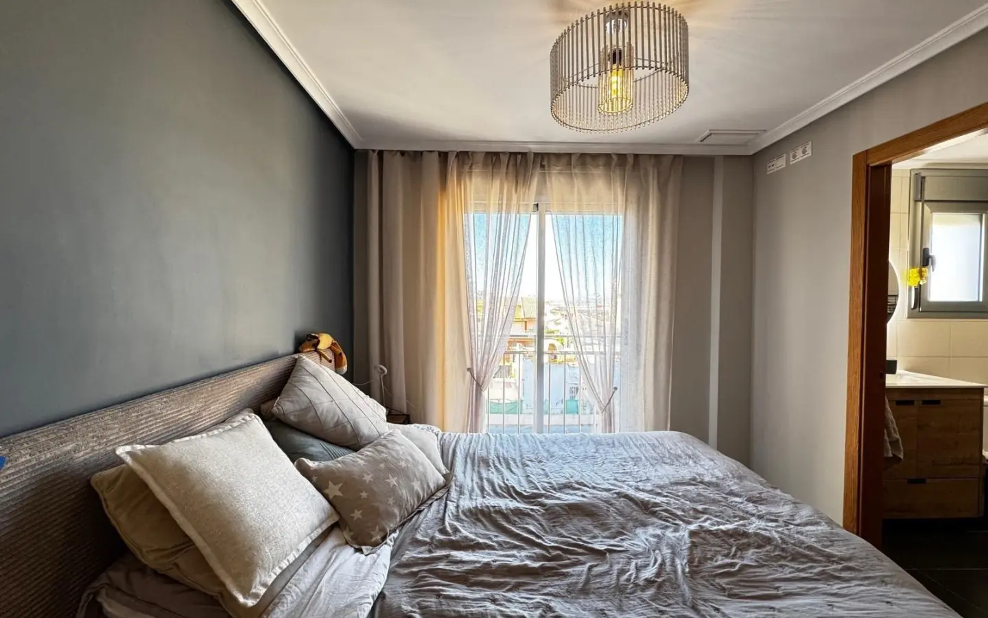 3-bedroom Apartment In Torrevieja, Spain (89 M²)