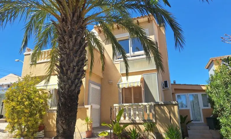 Villa Of 125 M² In San Miguel De Salinas, Spain