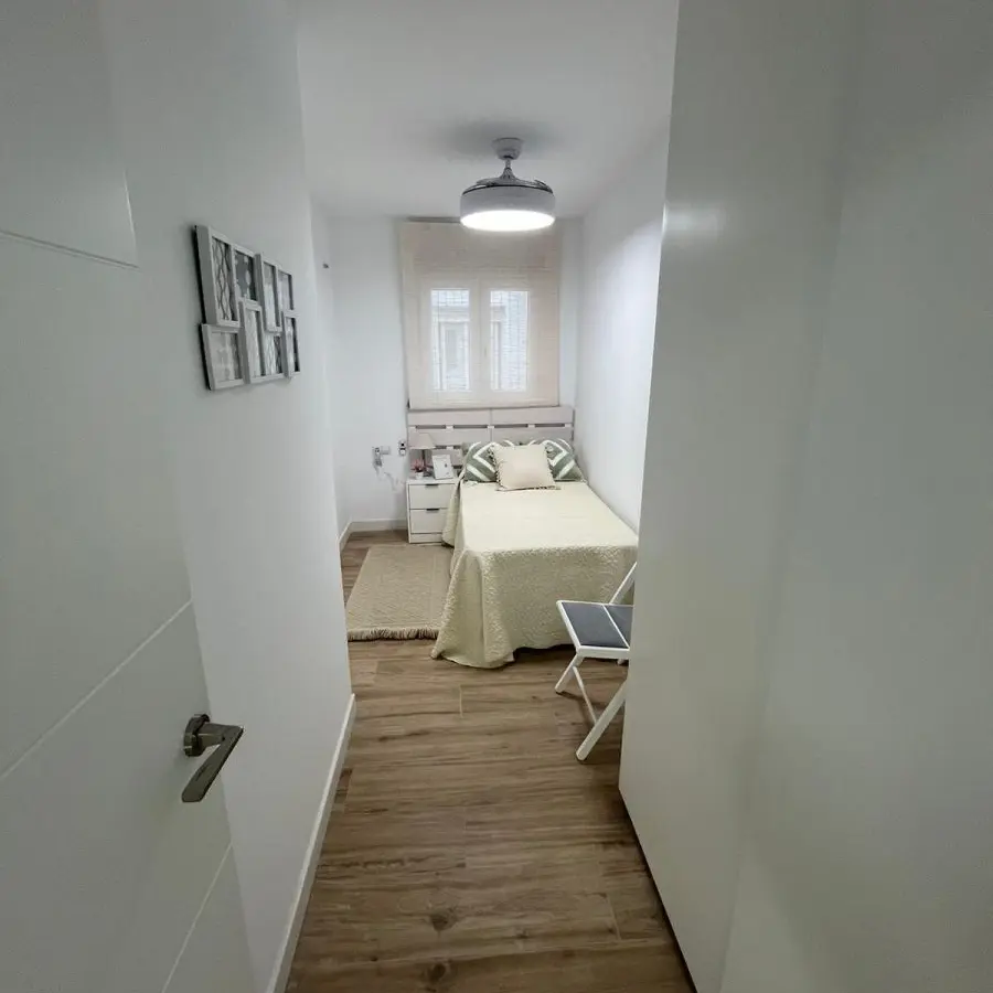 3-bedroom Apartment In Torrevieja, Spain (92 M²)