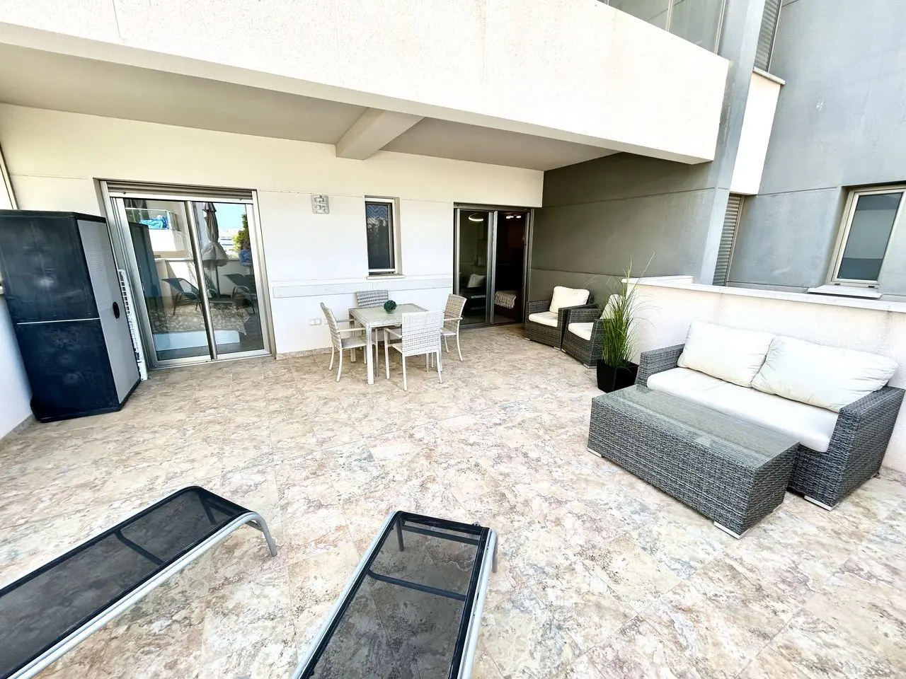 Apartment Of 80 M² In Orihuela Costa, Spain