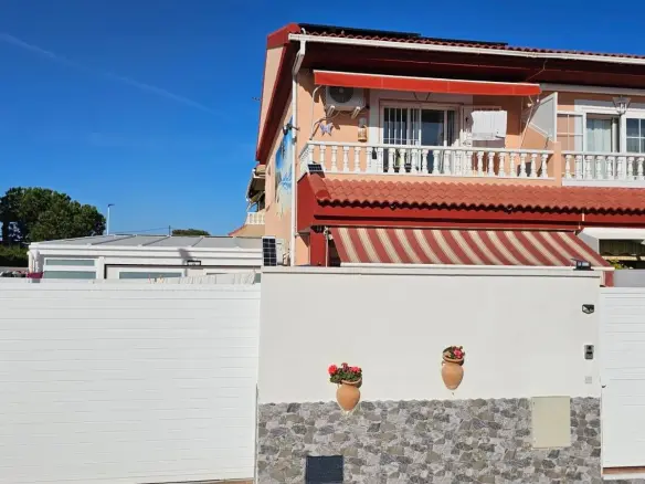 3-bedroom House In Santiago De La Ribera, Spain (155 M²)