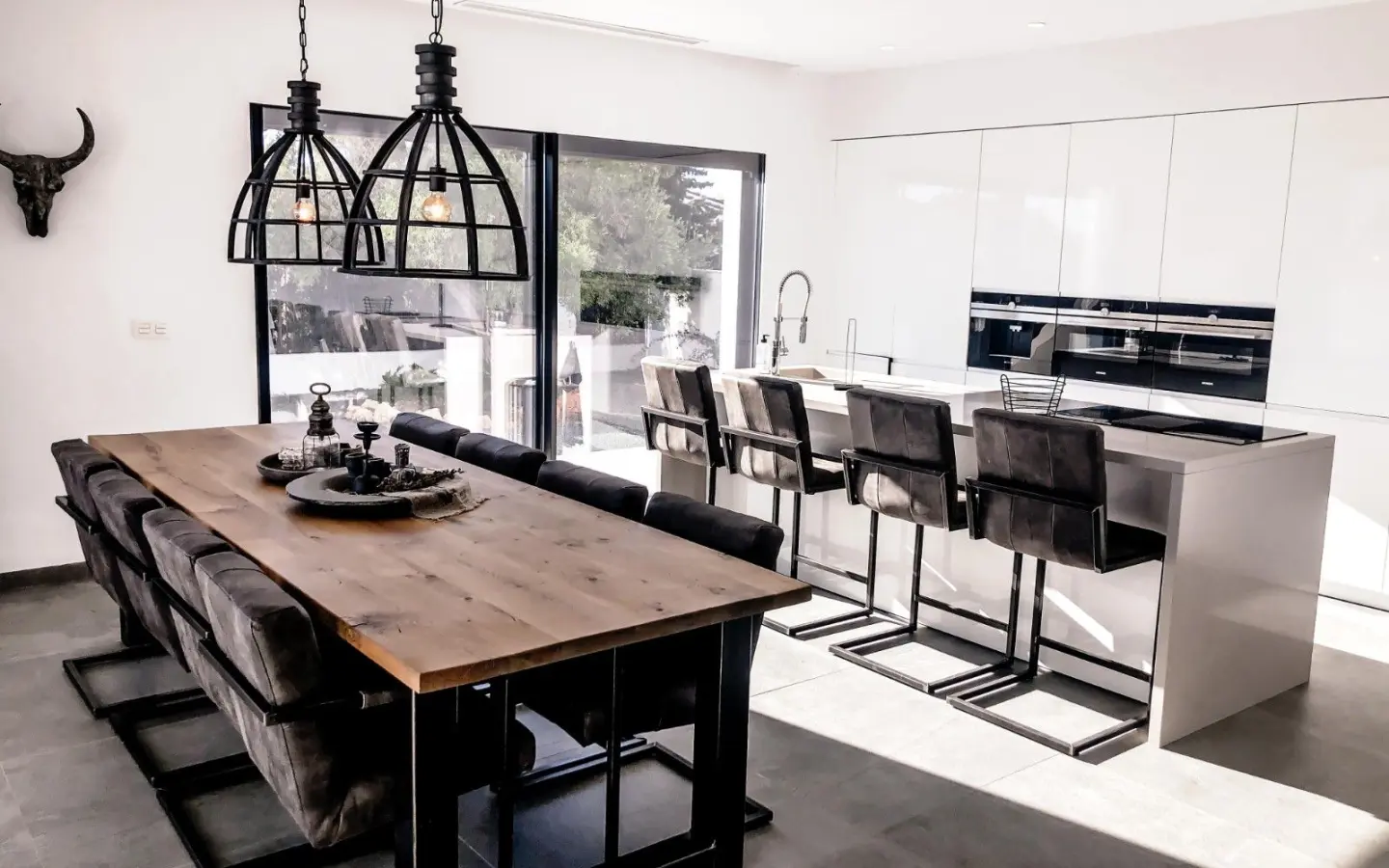 6-bedroom Villa In Ciudad Quesada, Spain (497 M²)